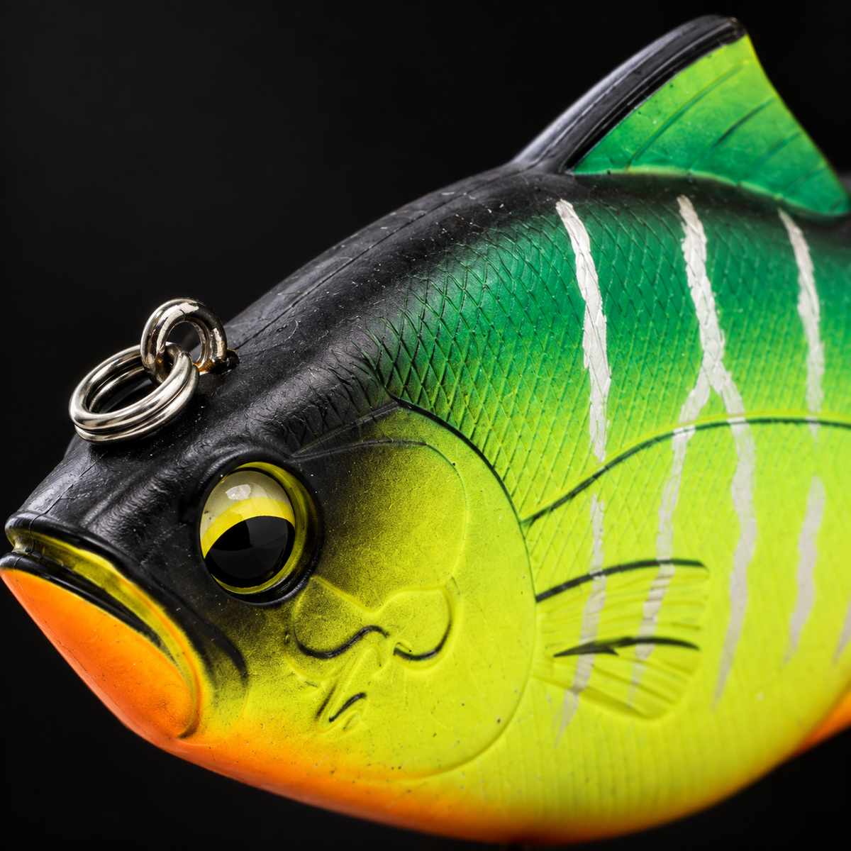 Crankbait sin Labio (lipless) de Cuerpo Plano — ALETA