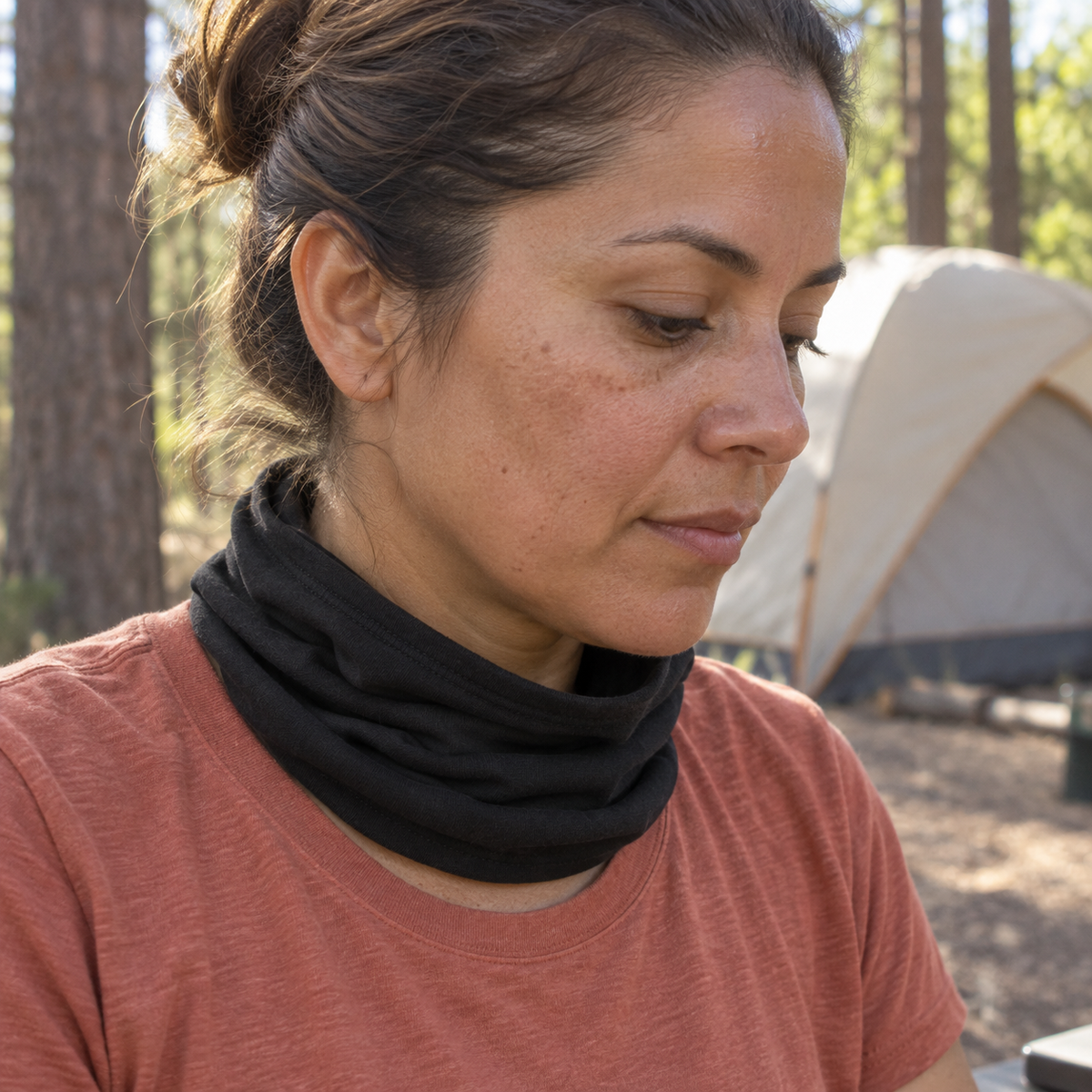EMBOZO campamento mujer negro